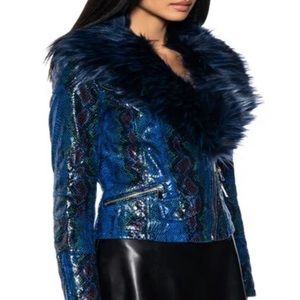 High quality royal blue removable fur color jacket.